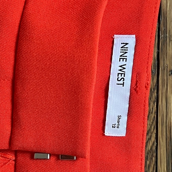 Nine West Women’s Shorts - Picture 2 of 3